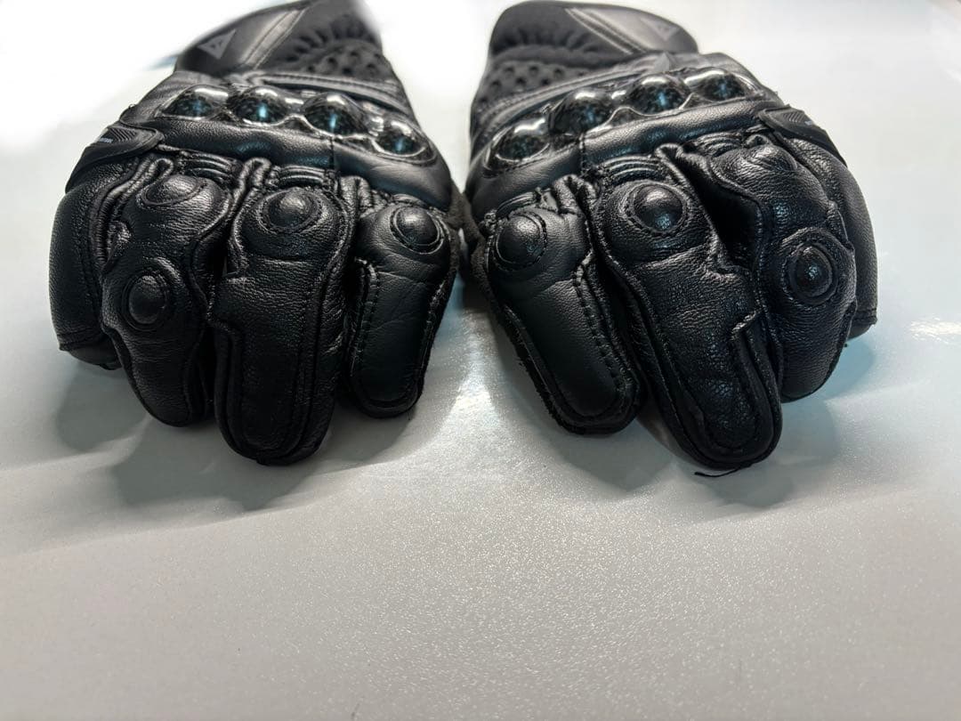 ダイネーゼ　CARBON 3 SHORT GLOVES