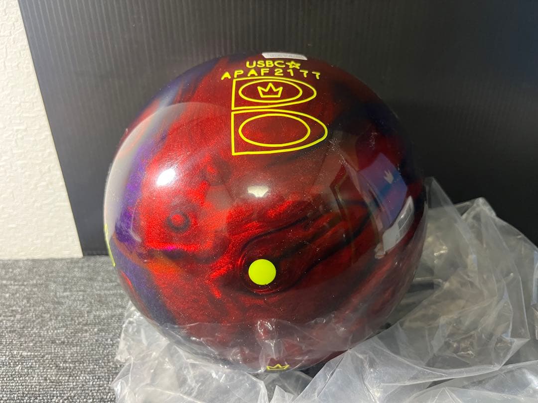 ブランズウィック TWIST ボウリングボール　13ポンド