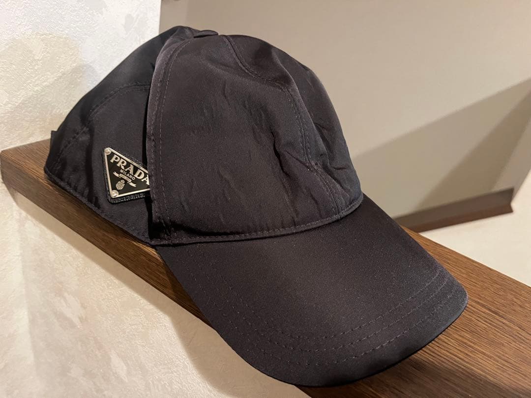 PRADA キャップ