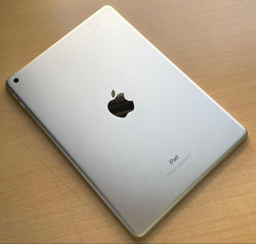 iPad 第6世代　A1893　Wi-Fiモデル　シルバー　32GB #6