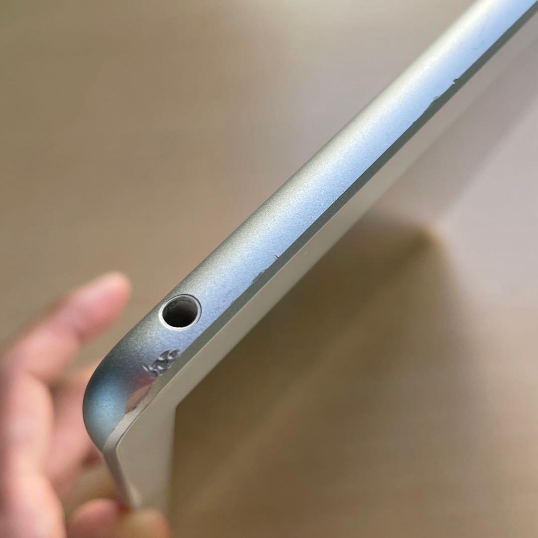 iPad 第6世代　A1893　Wi-Fiモデル　シルバー　32GB #6
