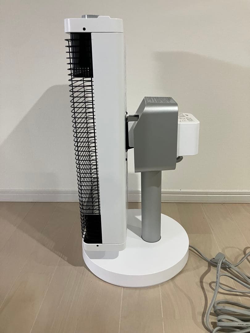 【2023年製】DAIKIN 遠赤外線暖房機 CER11YS-W