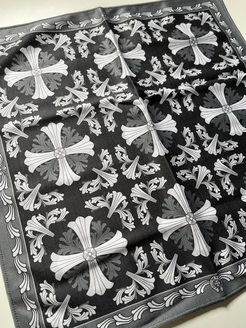 【クロムハーツ　メガネ拭き】