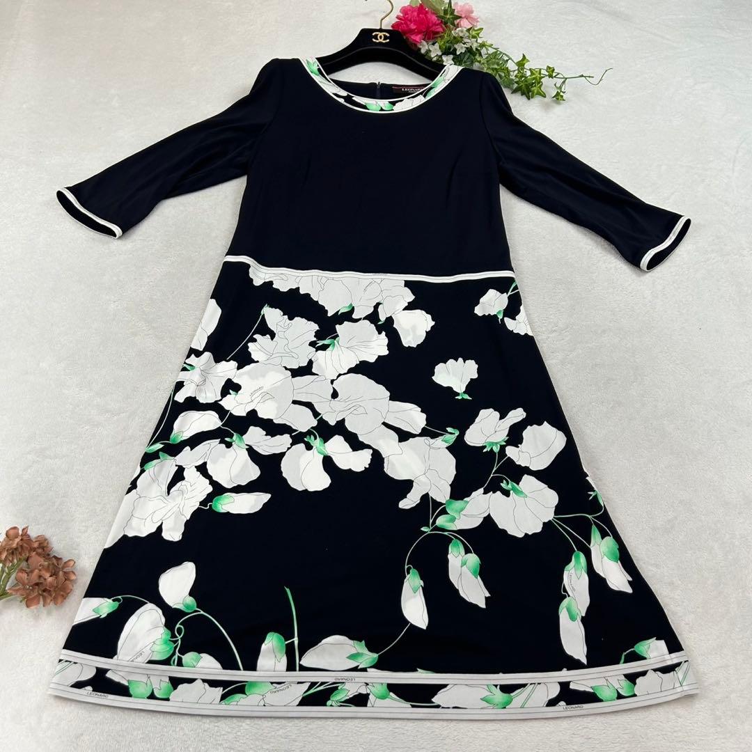 K532 美品 L レオナール カンカン素材 花柄 ひざ丈ワンピース レディース