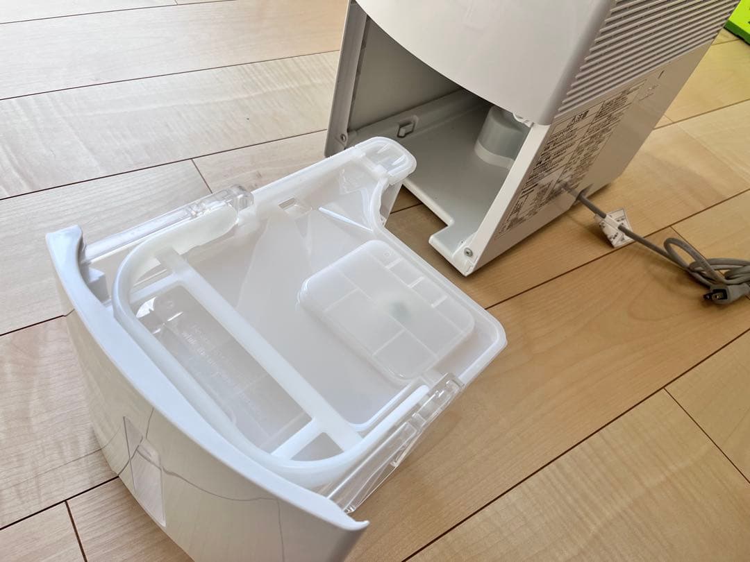 Panasonic 衣類乾燥除湿機(F-YHVX120)