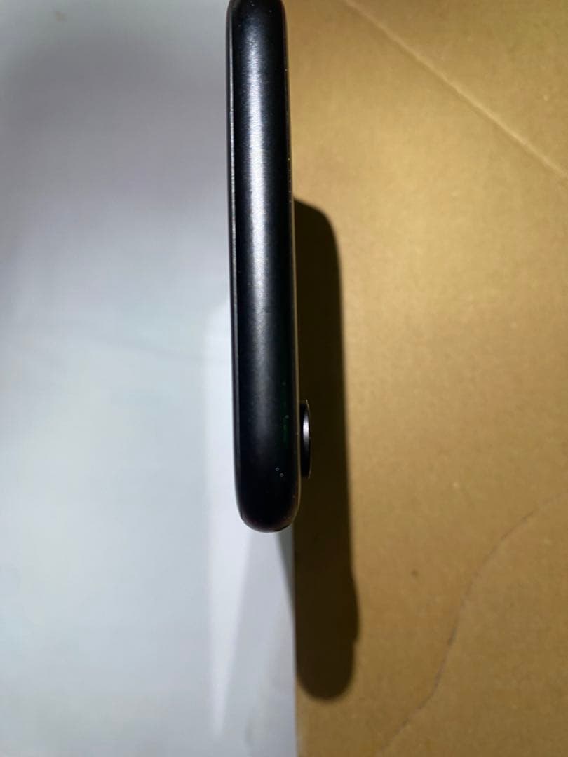 iPhone XR 64GB SIM フリー