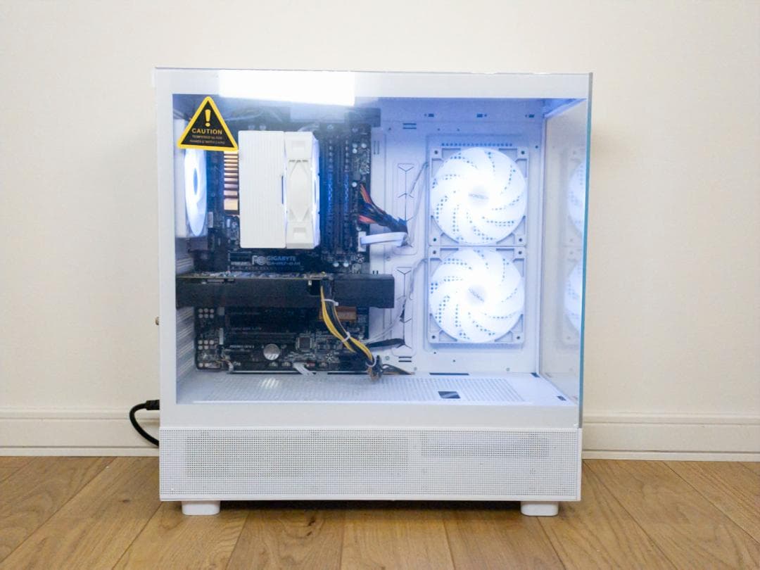 白ゲーミングPC GTX1060 / i7-4790 / SSD 480GB