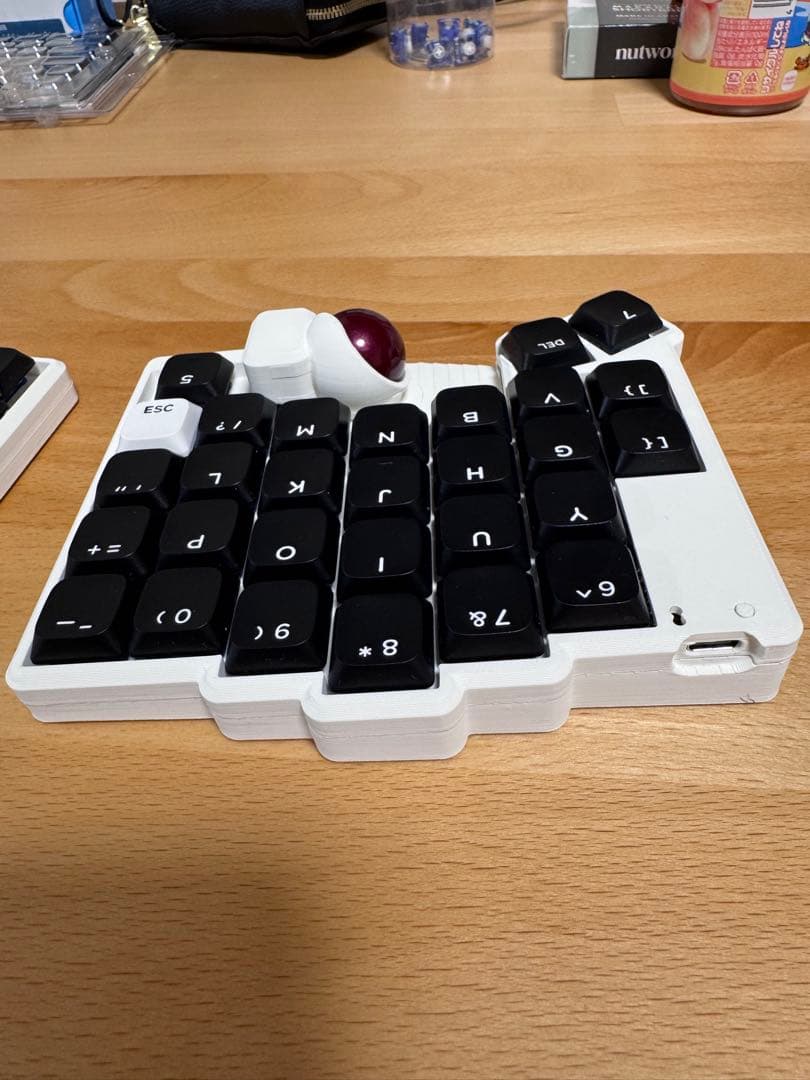 分割型キーボードZaruball