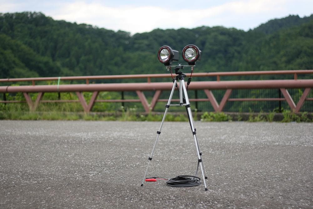 灯火採集 HID2灯ライト 55Ｗ×2 6000Ｋ 紫外線強化 三脚付