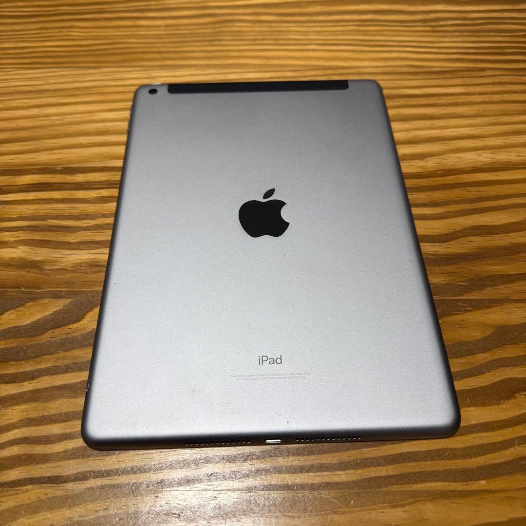 お*し様 【状態良好】iPad 第5世代 128GB Cellularモデル
