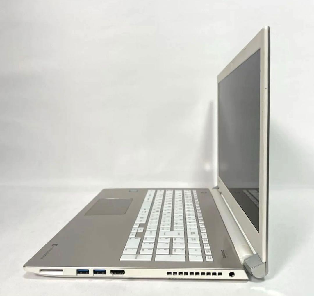 届いてすぐ使えちゃう！Dynabook i7 Win11 カメラ付　SSD256