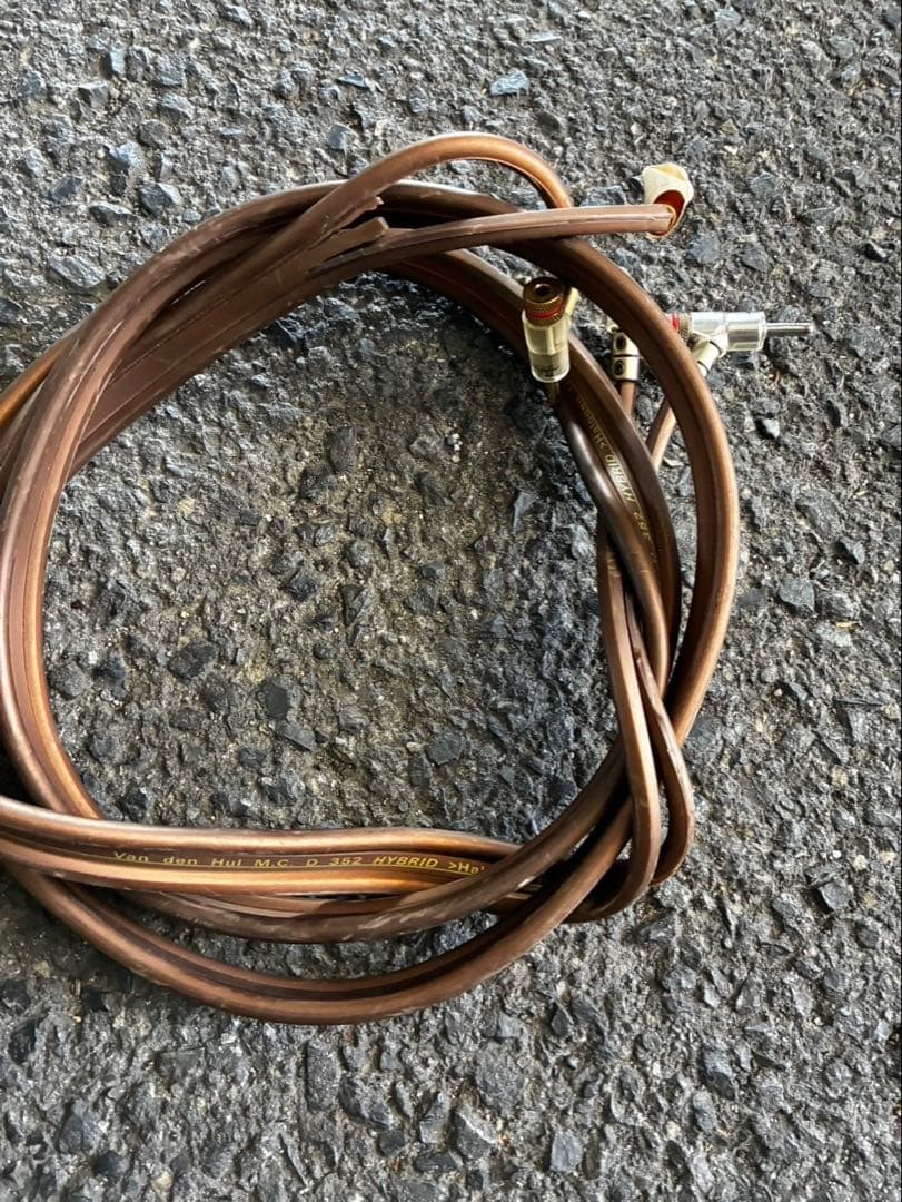 スピーカーコードVAN den HUL M.C.D352 HYBRID