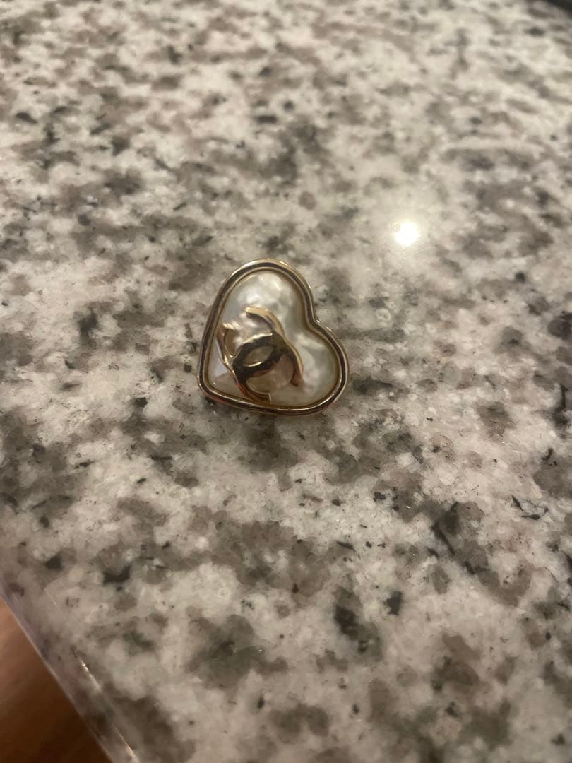 ※こうぴ※シャネル　ピアス　ハート　片方