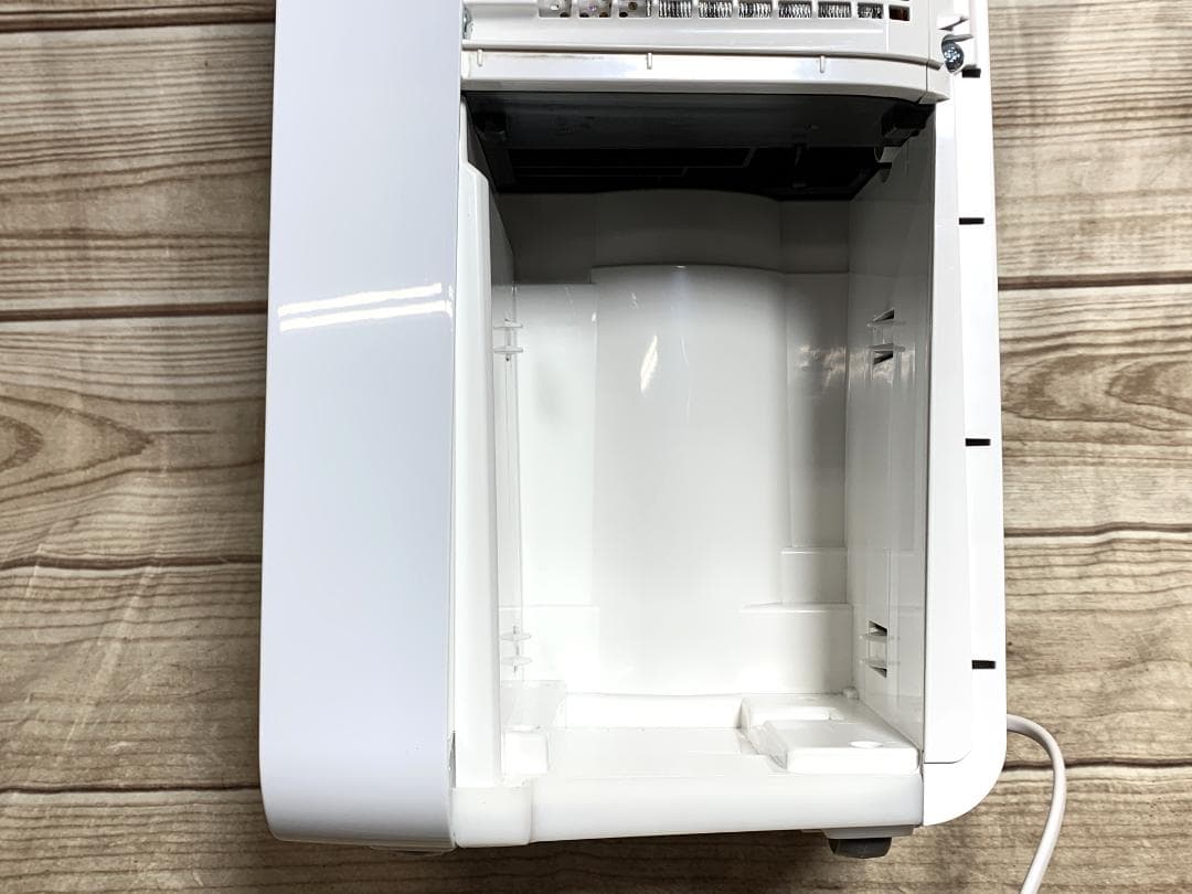 シャープ 23畳 冷風・衣類乾燥除湿機 コンパクトクール CM-P100 良美品