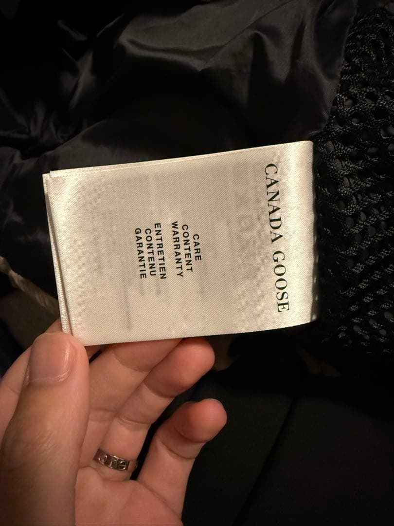 カナダグース　ブラックレーベル　エバレットパッファー