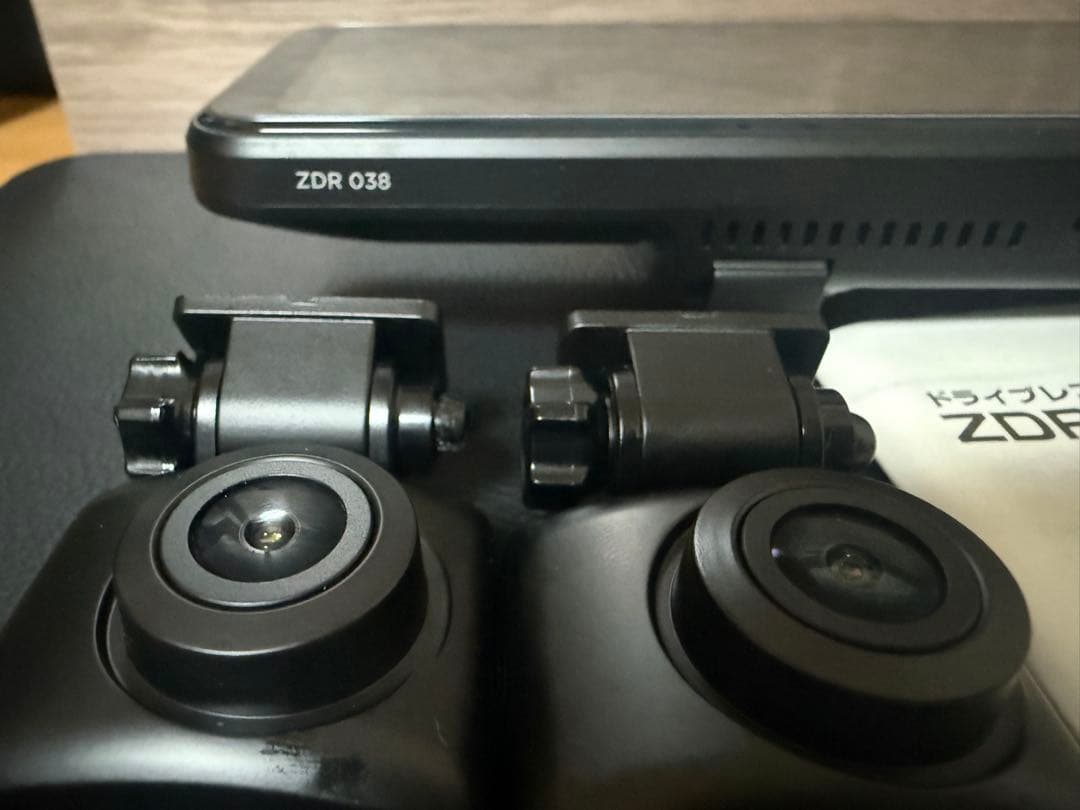 コムテックZDR 038 ドライブレコーダー 前後カメラ