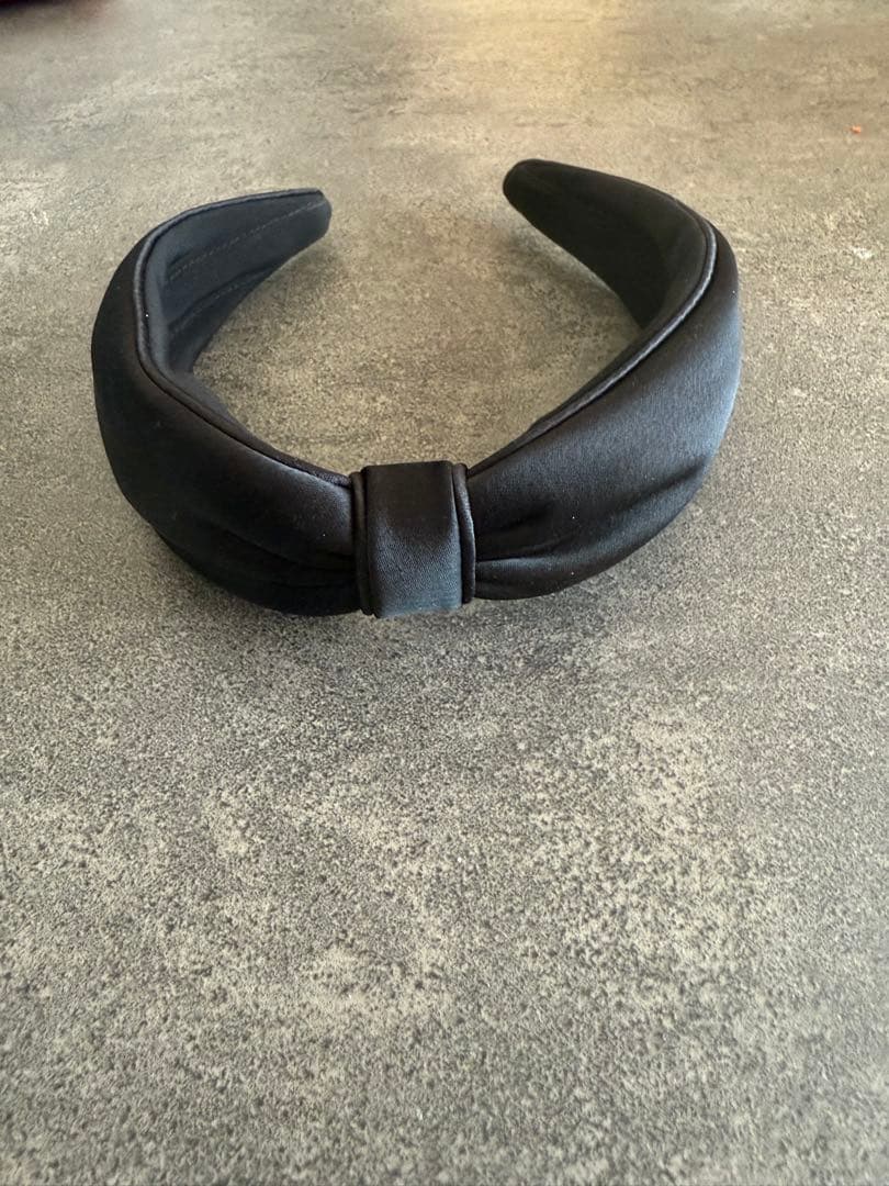 ALEXANDRE DE PARIS リボンヘアバンド 黒