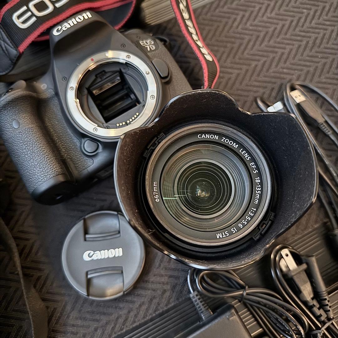 【美品】Canon EOS 7D MARK2 EF-S18-135レンズキット