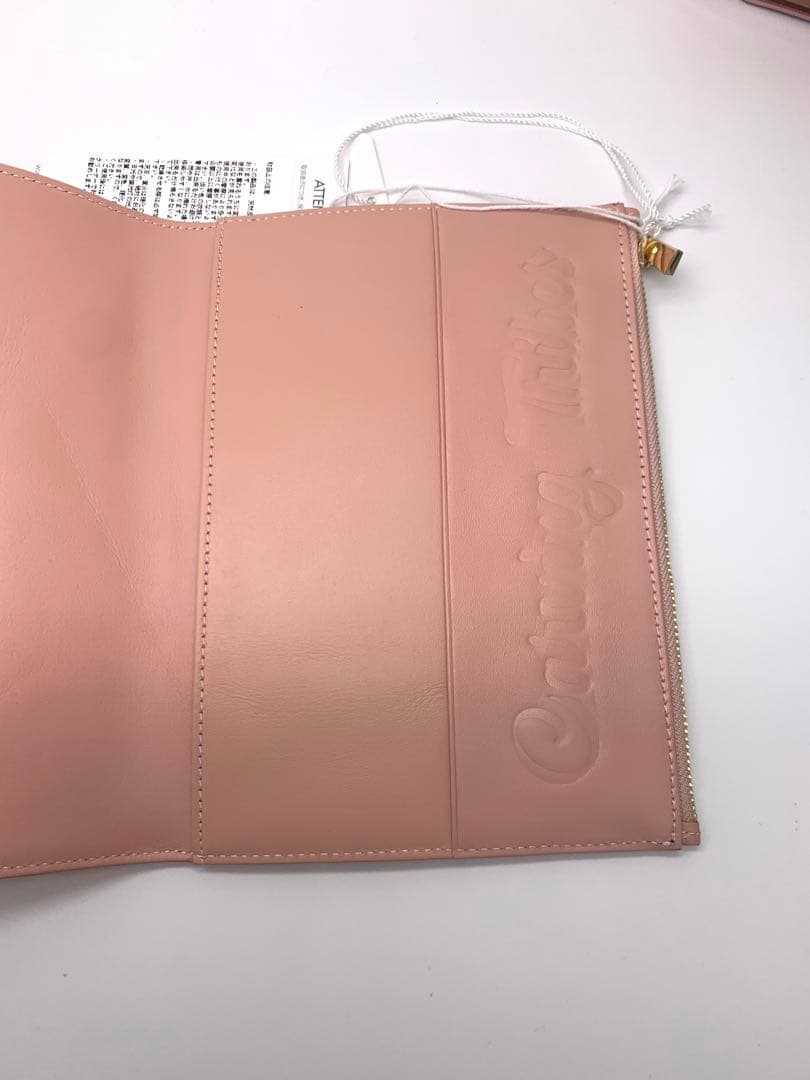 Carving Tribes Passport case B6 牛革　ピンク