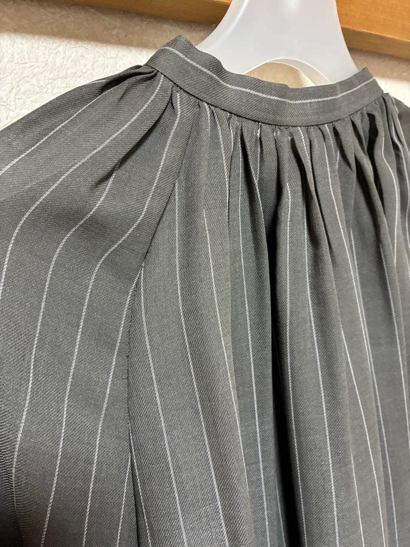 新品　ebureエブール　マナードストライプ　ボウタイ　ブラウス　38