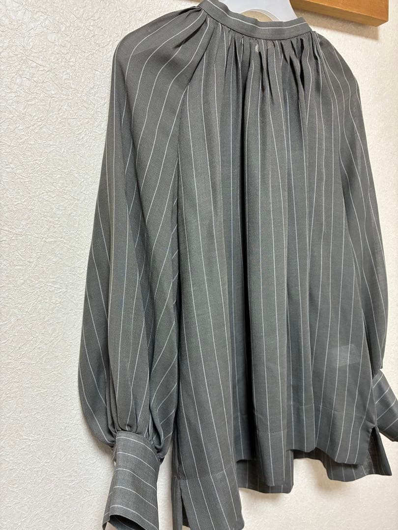 新品　ebureエブール　マナードストライプ　ボウタイ　ブラウス　38