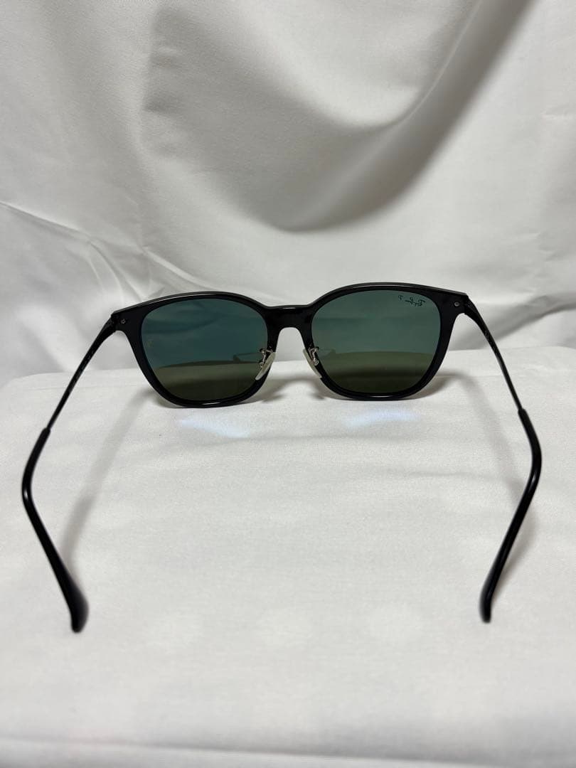 Ray-Ban「アジアンモデル」RB4333D 601/9Aサングラス