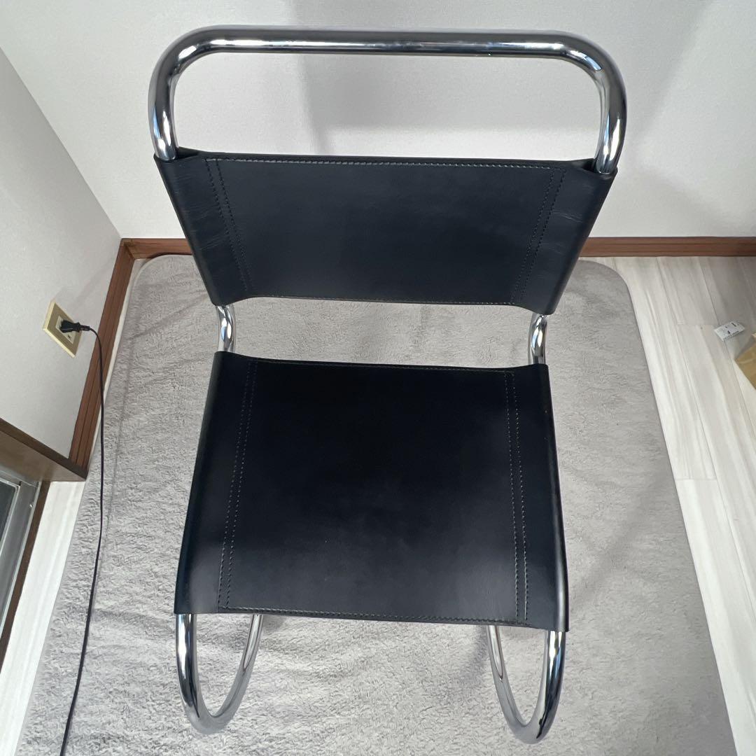 カンチレバーチェア ブラックレザー バウハウス