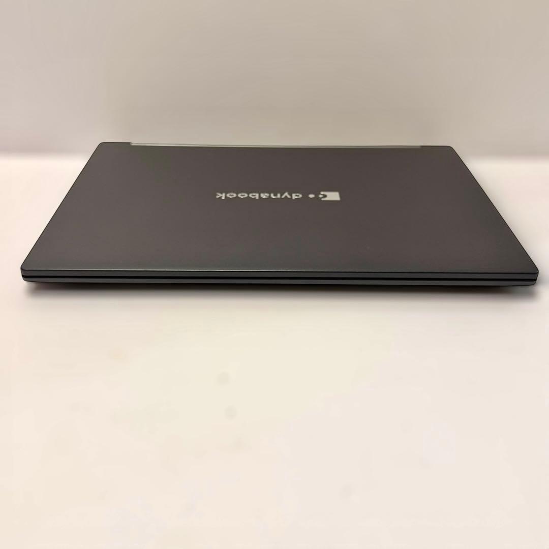 バッテリー最大容量97% 東芝 dynabook G83/KW メモリ16GB