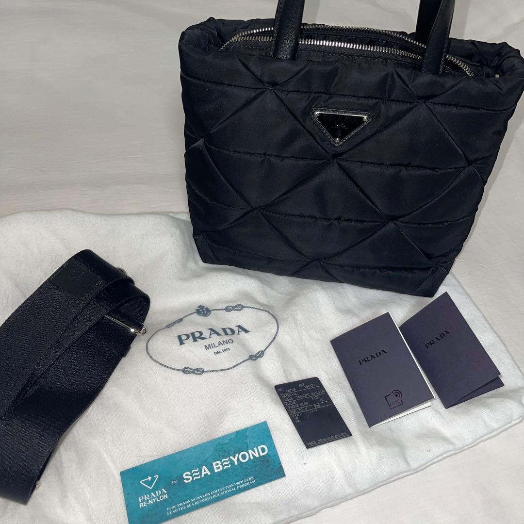 プラダ　パデッドRe-Ｎylon✖️レザー　　トートバッグ　黒　美品！