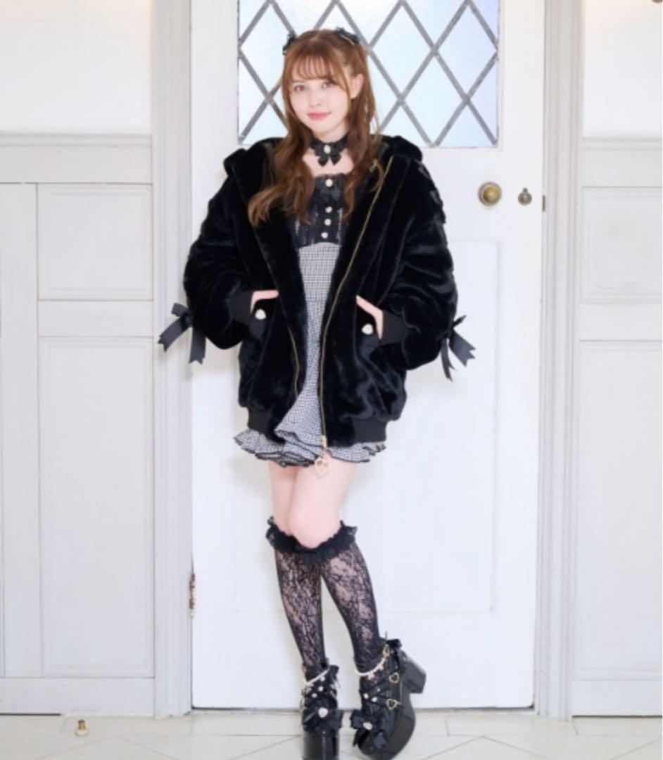 最終値下げLIZLISA リボンうさみみファーブルゾン ブラック