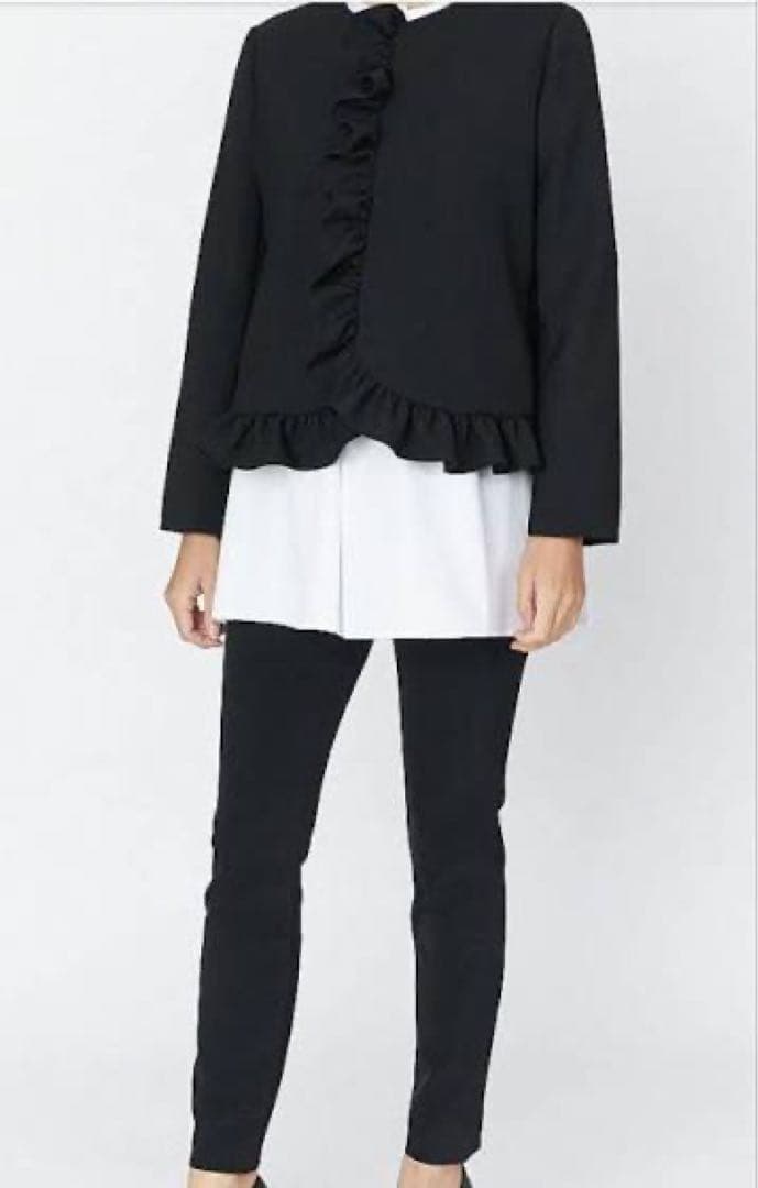 YOKOCHAN ラッフルフロントノーカラージャケット/36