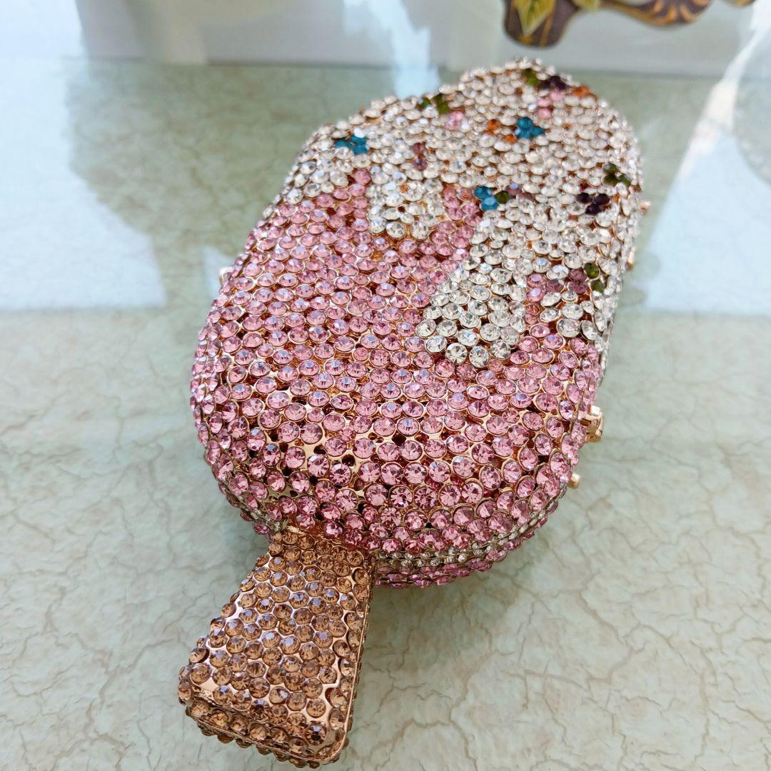 アイスクリーム型　ビジュー　ストーン　クラッチバッグ　パーティー　カクテル