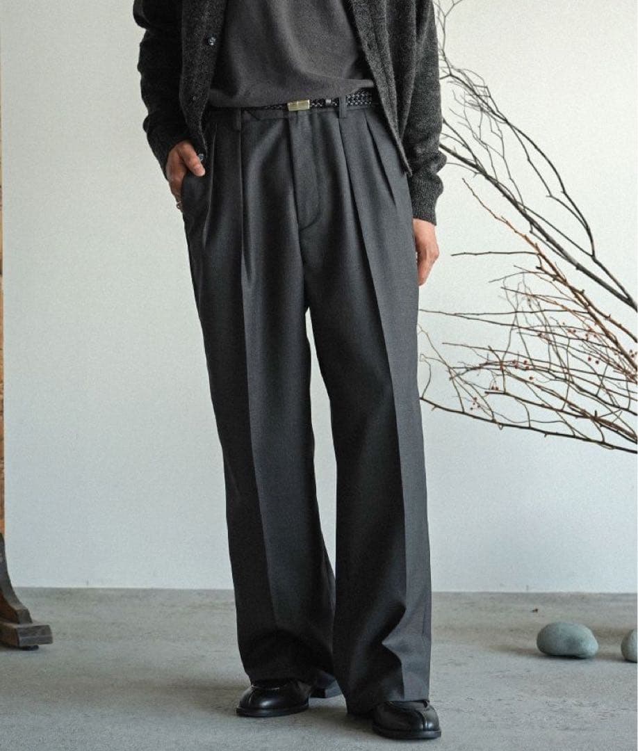 shiun STRAIGHT TUCK TROUSERS 25AW 　XS