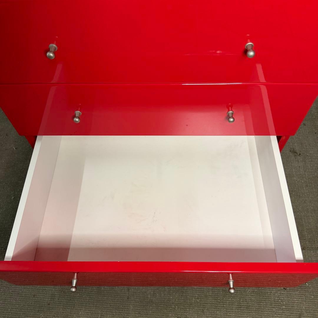 【930】赤いモダンチェスト