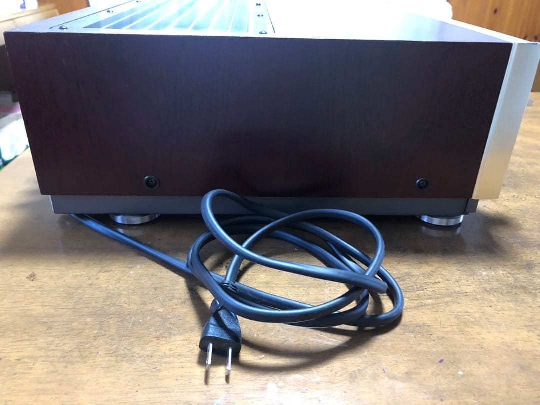 LUXMAN L-560 アンプ