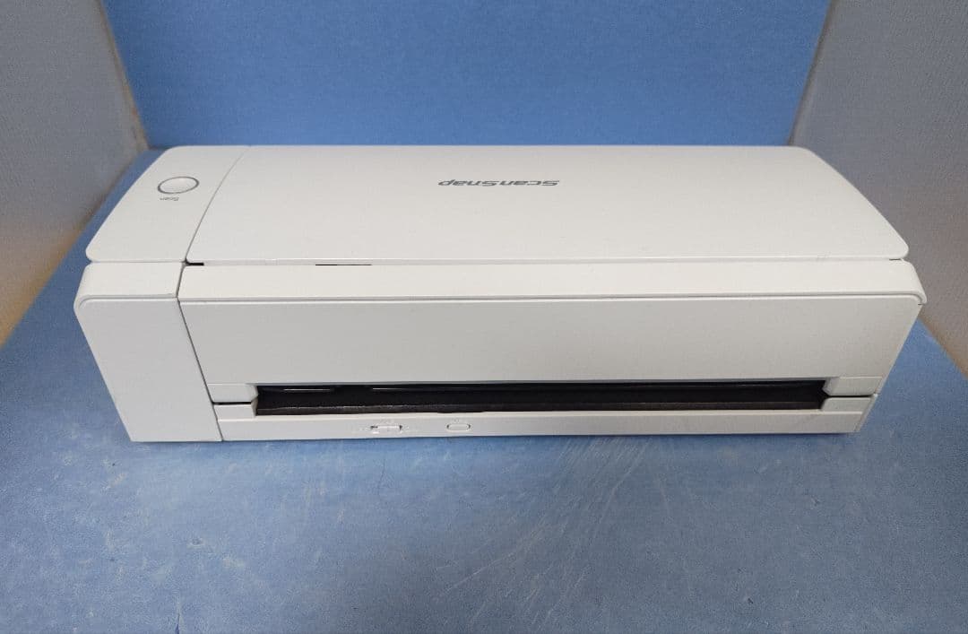 たまった書類を一気にスキャン 富士通 ScanSnap iX1300 （白）
