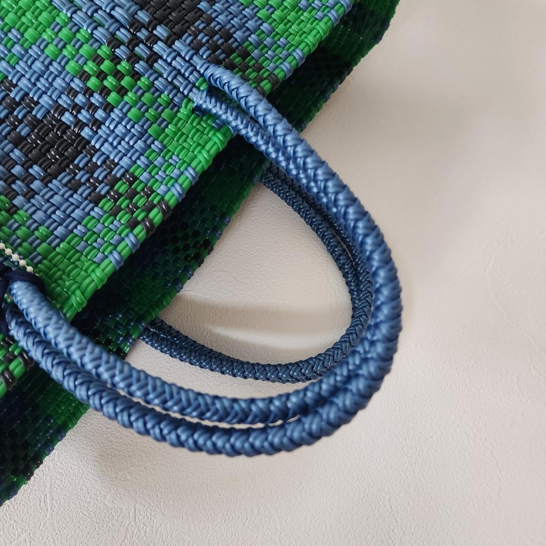 ファミリア　メルカドバッグ　緑　青　チェック　かご　グリーン　ブルー