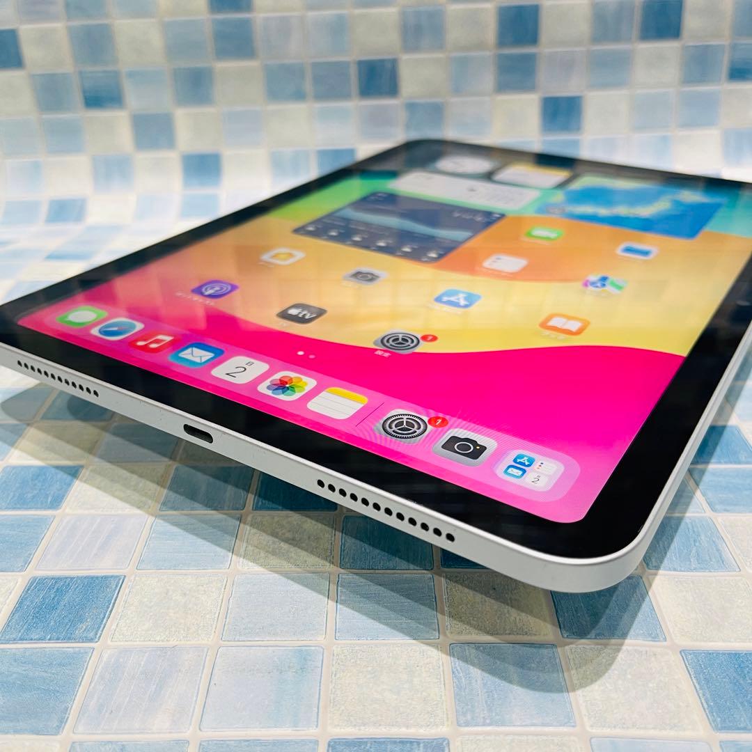 美品 Wi-Fi iPad 第10世代 本体 64GB シルバー 電池良好