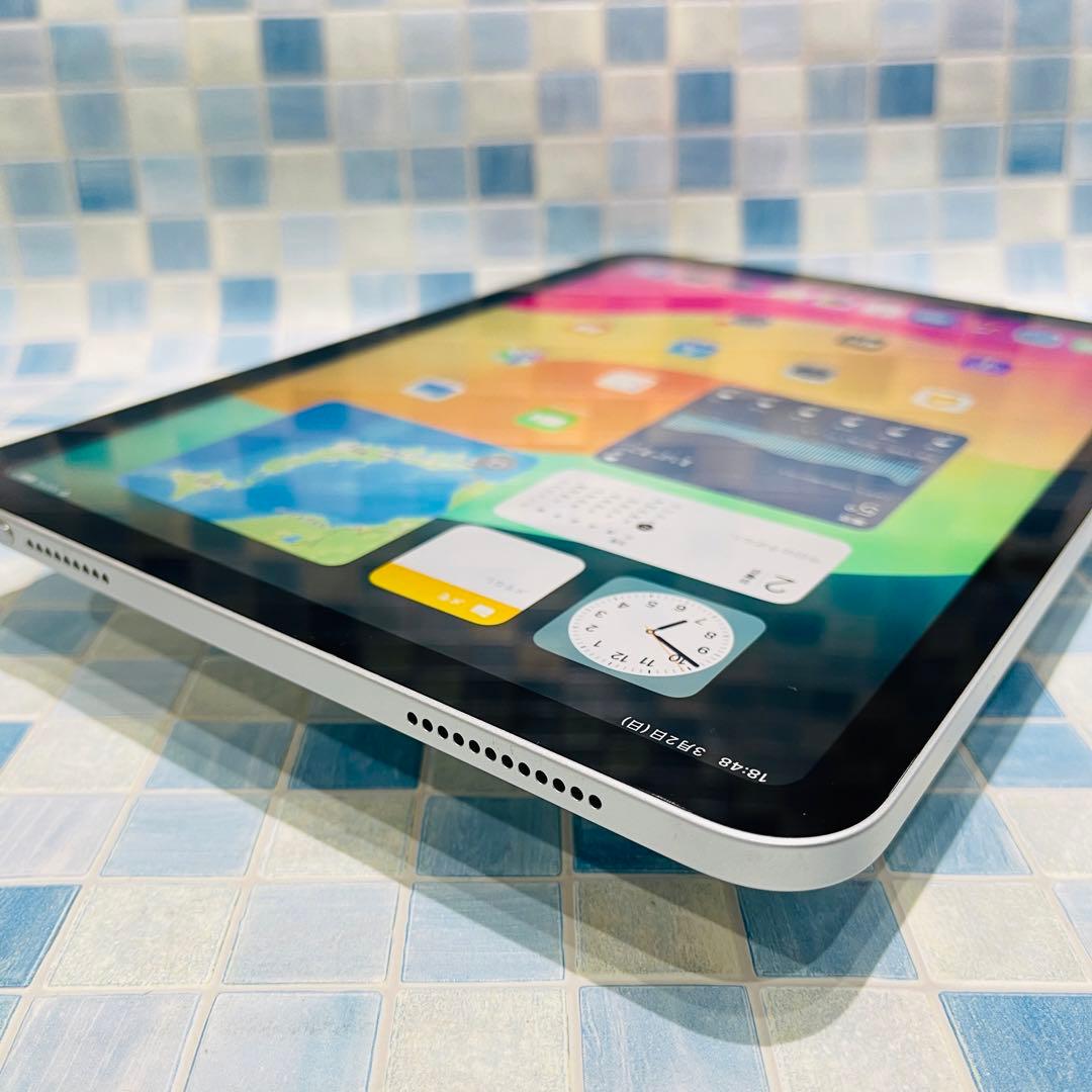 美品 Wi-Fi iPad 第10世代 本体 64GB シルバー 電池良好