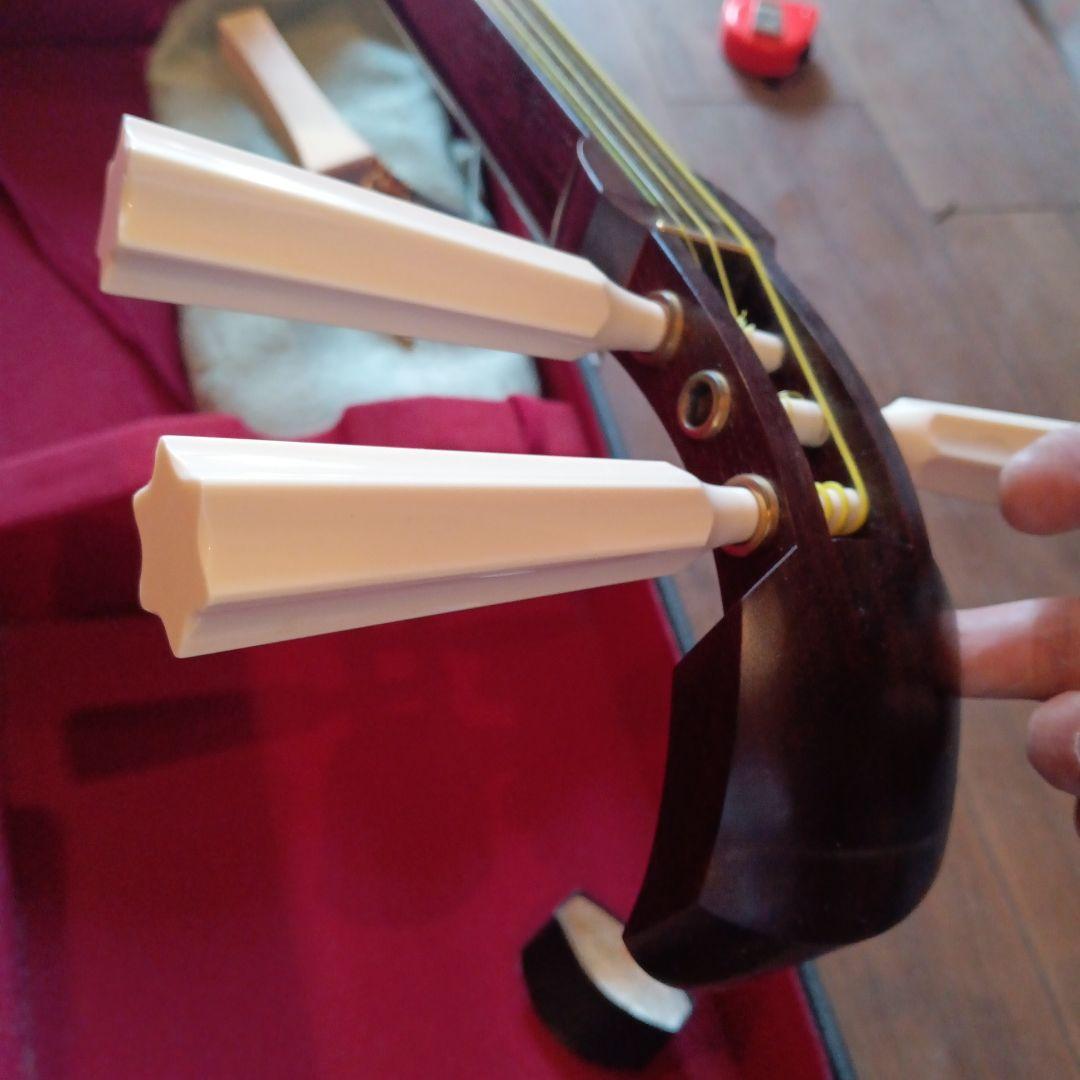 津軽三味線　バチ　ケース付