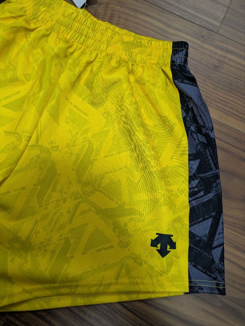 ⭐超レアイエロー　DESCENTE　デサント　バレーボール　ゲームパンツ　国体