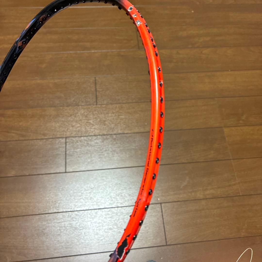 バドミントンラケットアストロクス77プロ