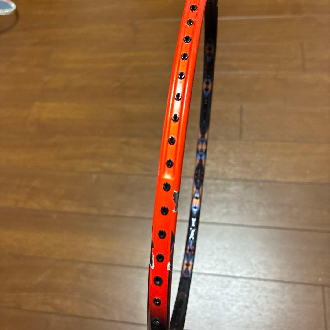 バドミントンラケットアストロクス77プロ