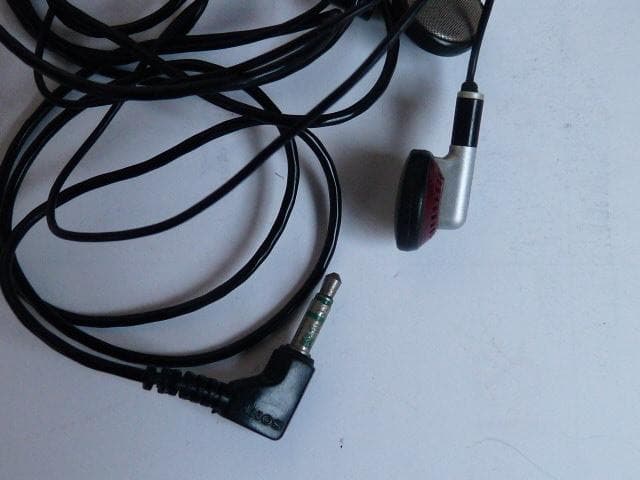 ソニー　MDR-E262 ヌード・ターボ　昭和レトロ