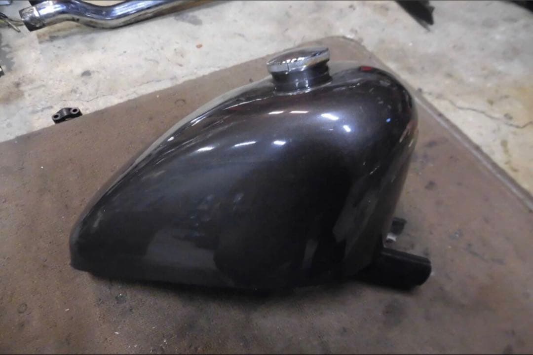 250tr スポーツスタータンク　ボルトオン　部品屋K&W 定価55000円