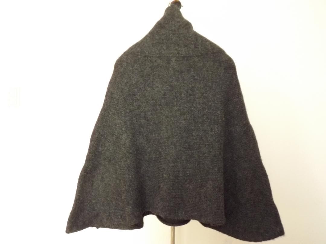 Y's (ワイズ) ヨウジヤマモト 日本製 ハイネック ウール１００ ポンチョ