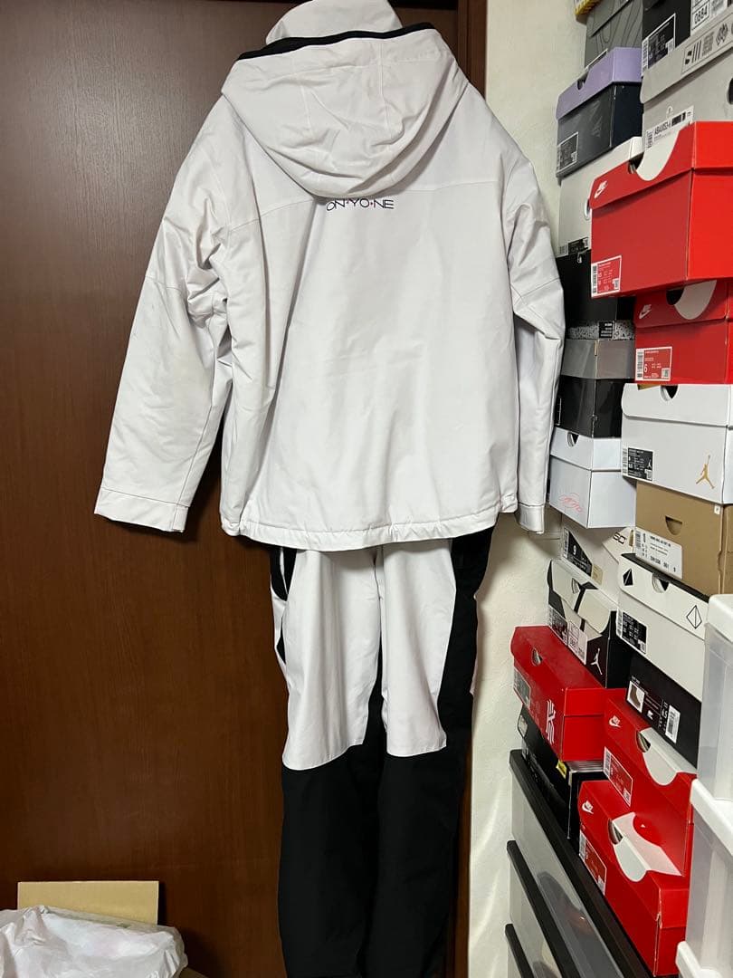 ONYONE スキーウェア 上下セット ホワイト/ブラック