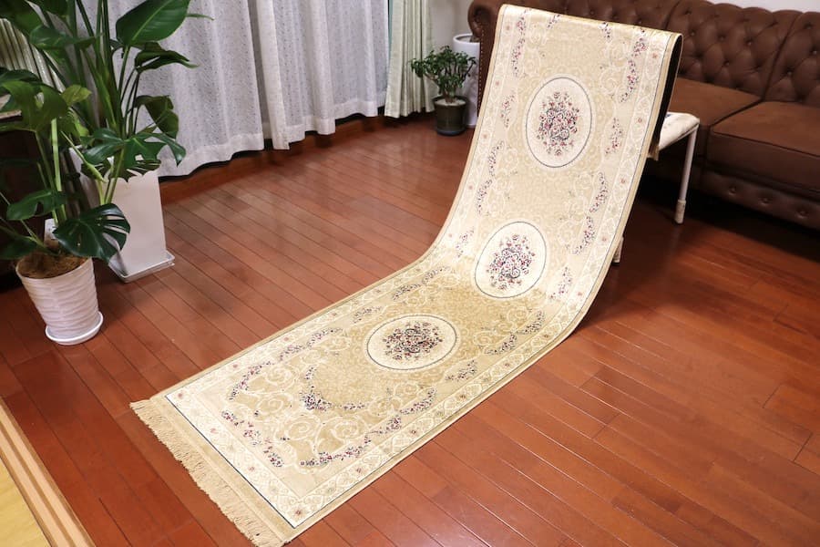 ペルシャ柄絨毯 67×240 新品カーペット 玄関マット ゴールド金運アップ！？