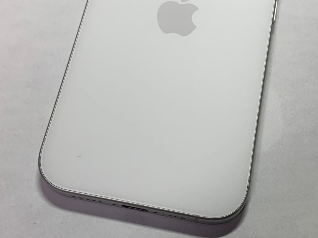 iPhone 16 128 GB ホワイト SIMフリー