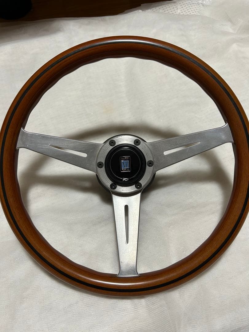 NARDI クラシックウッドステアリング　ホーン付き